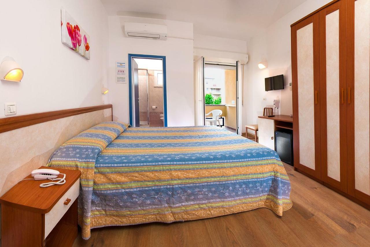 Hotel Alba Serena Misano Adriatico Εξωτερικό φωτογραφία